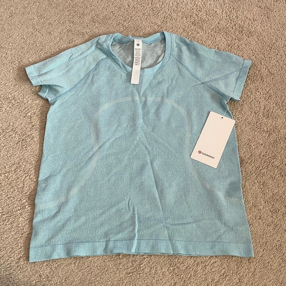Lululemon Swiftly Tech Short Sleeve 2.0